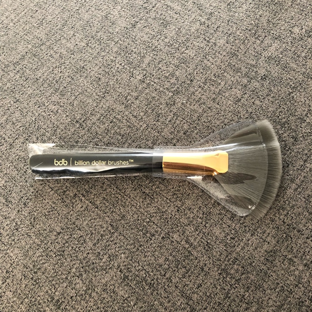 Billion Dollar Brushes Fan Brush